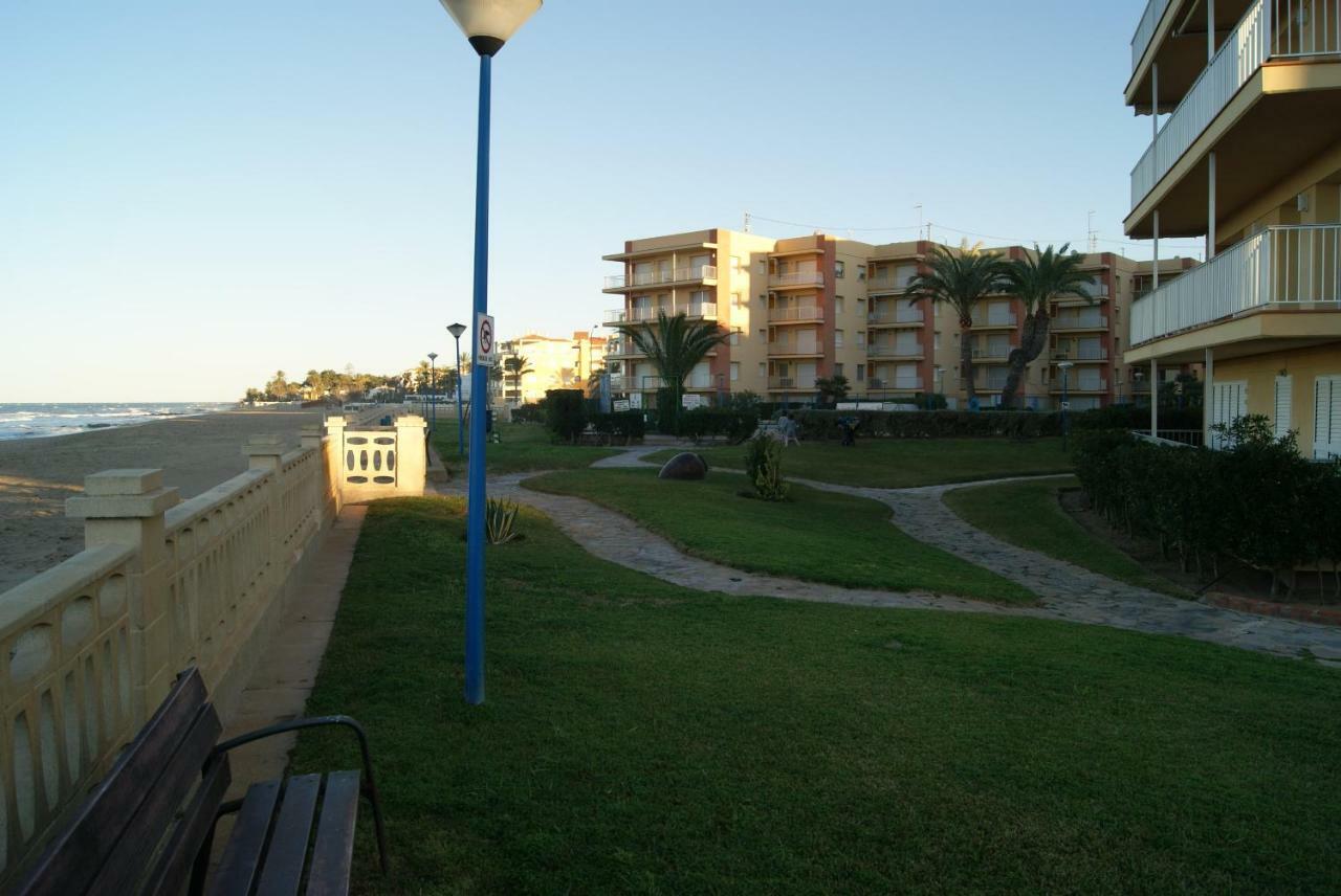 Apartamento Primera Linea De Mar Denia Exterior photo